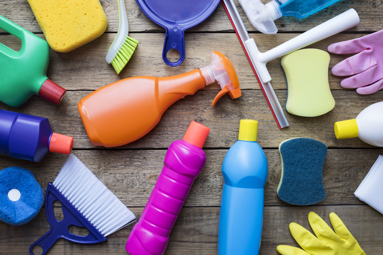Office Spring Cleaning Tips to Make Your Employees Happy and Productive